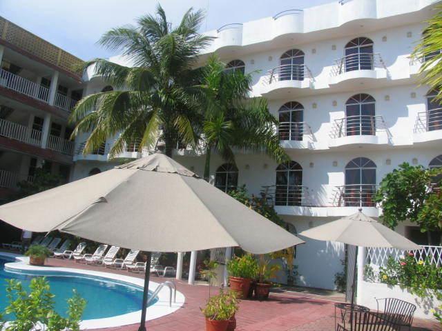 Hotel y Suites Bugambilias Rincon de Guayabitos Bagian luar foto