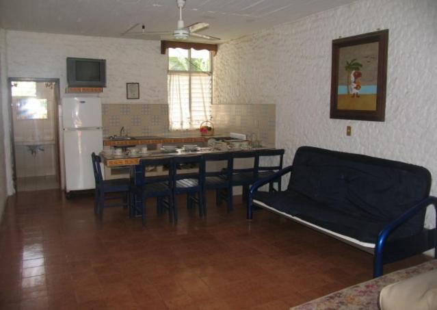 Hotel y Suites Bugambilias Rincon de Guayabitos Ruang foto